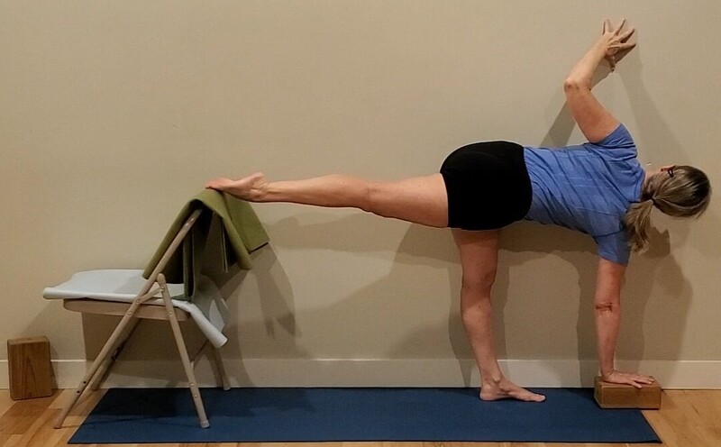 Parivrtta Ardha Chandrasana